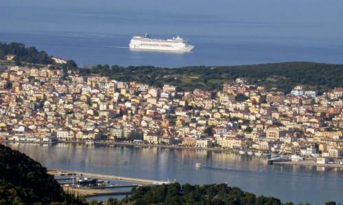 Aristotelis Apartments