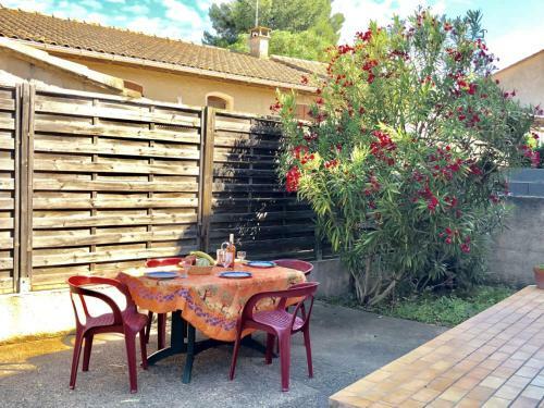Apartamento Holiday Home Les Jardins De La Mer