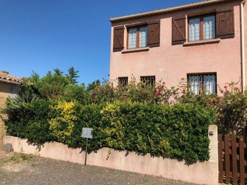Apartamento Holiday Home Les Jardins De La Mer