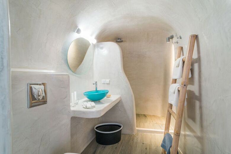 Hotel Angel Luxury Suites