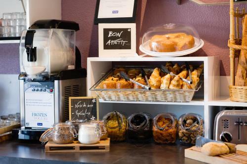 Hotel Kyriad Montpellier Sud - A709