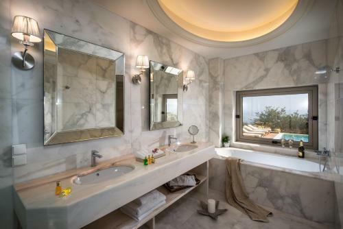 Hostal Creta Blue Luxury Collection (adults Only)