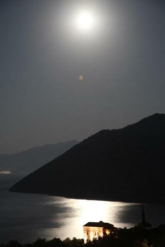 Apartamento Kerveli Luxury Villa