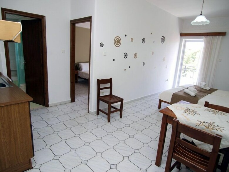 Aparthotel Kleopatra Traditional Hotel Apartments