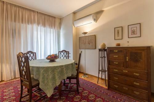 Apartamento Art Deco Spacious Appartment Close To Centre