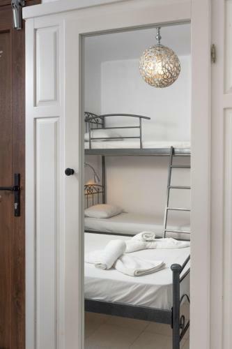 Depis Place And Apartments
