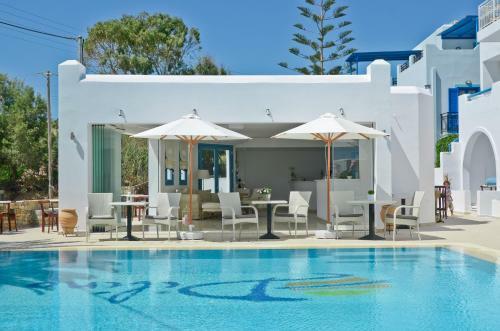 Dilino Hotel Studios
