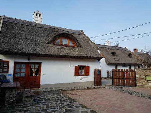 Hostal Centrum Vend�gh�z
