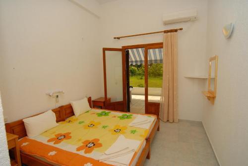 Aparthotel Villa Zaharo And Lilian Apartments