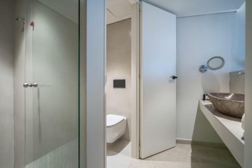 Hotel Caravel Suites - Adults Only