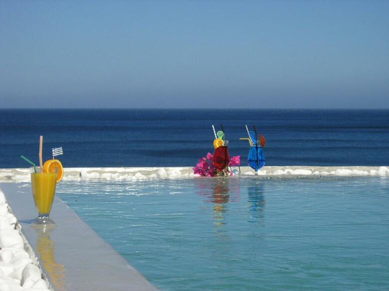 Hotel Blue Waves Suites & Apartments