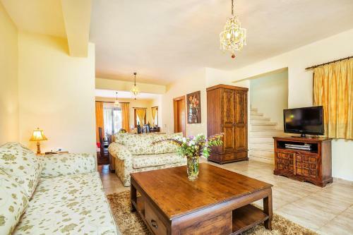 Akritas Ef Zin Villas & Suites