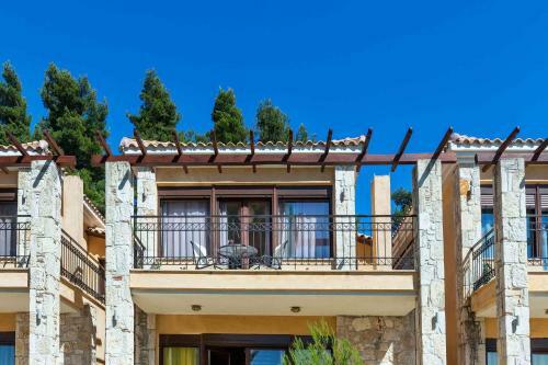Akritas Ef Zin Villas & Suites