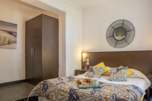 Le Grand Large Bord De Mer Hotel & Apartment