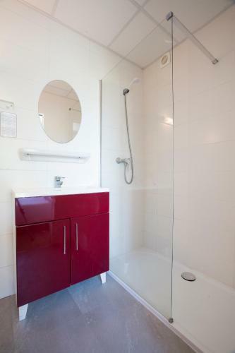 Le Grand Large Bord De Mer Hotel & Apartment