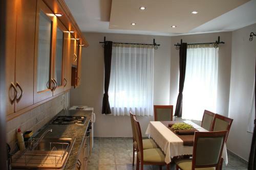 N�meth Apartman S�rv�r