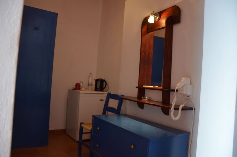 Hostal Themis Hotel
