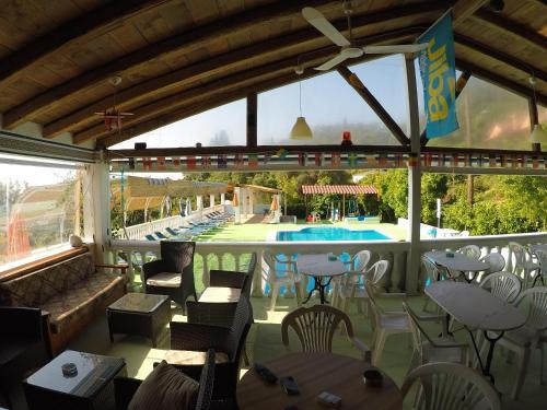 Aparthotel Andromaches Holiday Apartments