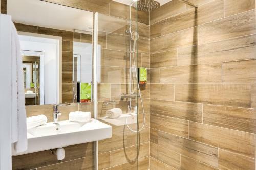 Hotel Balladins Caen M�morial