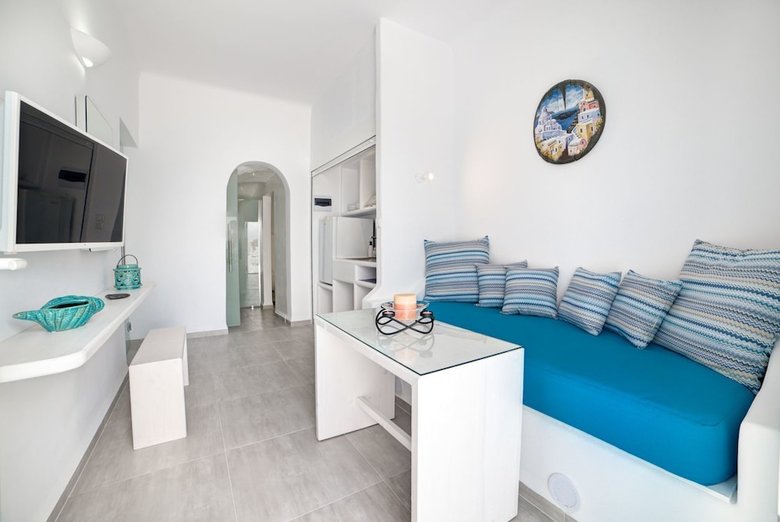 Villa Fira Deep Blue Suites