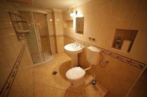 Hostal Apartman Eged Vend�gh�z