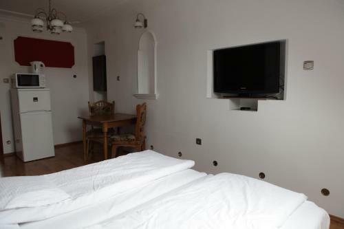 Hostal Apartman Eged Vend�gh�z