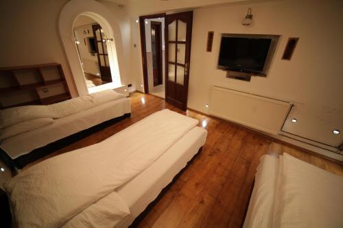 Hostal Apartman Eged Vend�gh�z