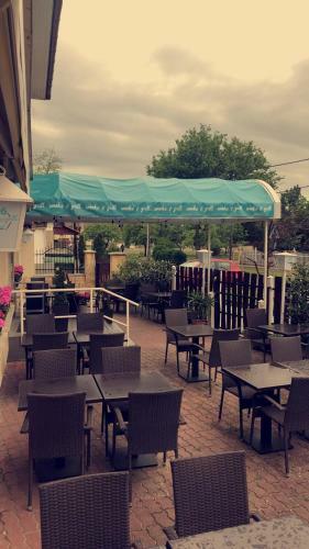 Hostal Fortuna Hotel And Restaurant