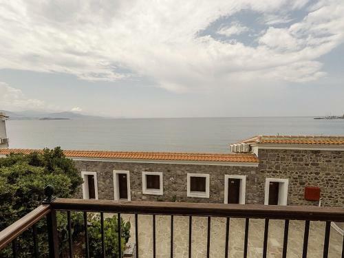 Olive Press Hotel & Apartments