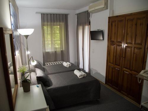 Olive Press Hotel & Apartments