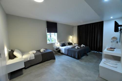 Olive Press Hotel & Apartments