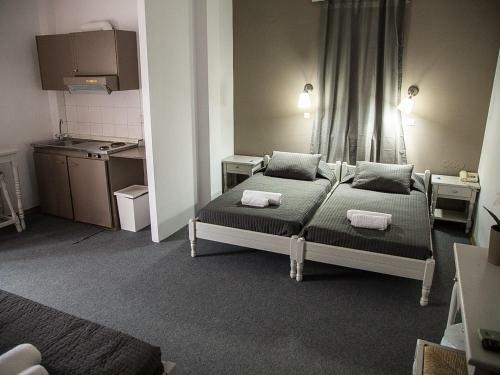 Olive Press Hotel & Apartments