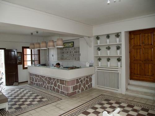 Olive Press Hotel & Apartments