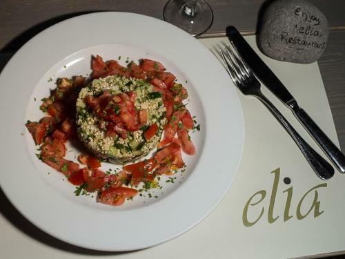 Olive Press Hotel & Apartments