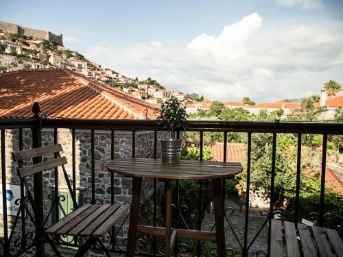 Olive Press Hotel & Apartments