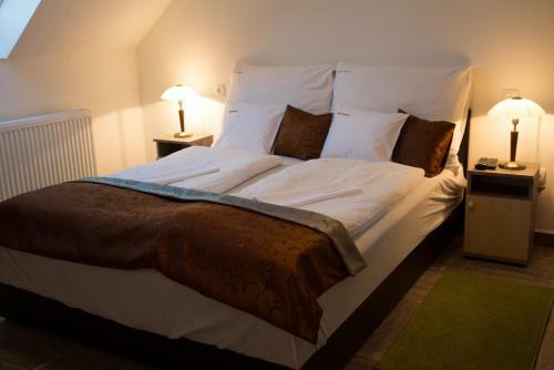 Hostal Fels?r�ti Vend�gh�z