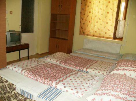 P�csi Apartmanh�z