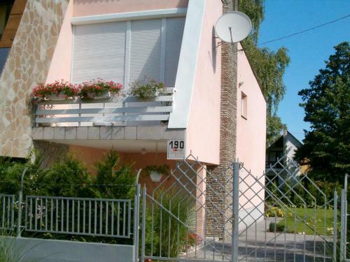 Apartamento Holiday Home Balatonmariafurdo 30