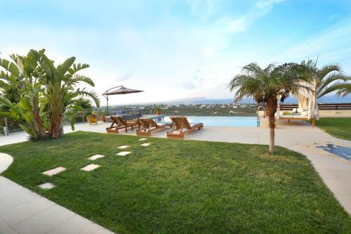 Luxury Holiday Villas Gouves