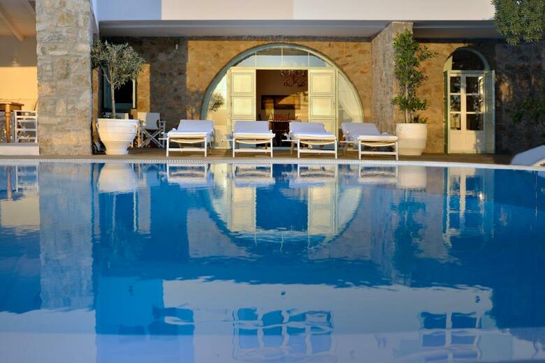 Saint John Hotel Villas & Spa