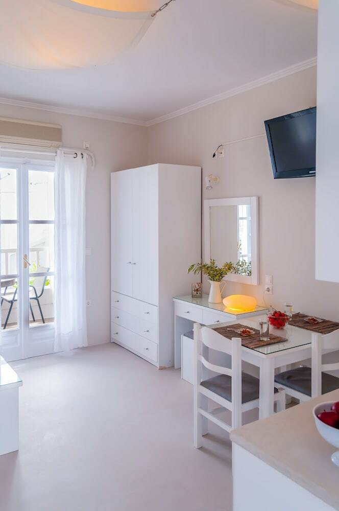 Apartamento Milos Bay Suites