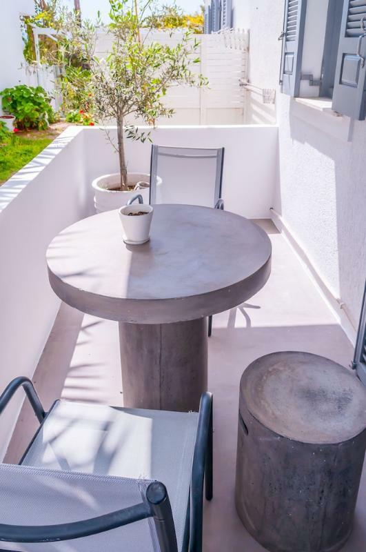 Apartamento Milos Bay Suites