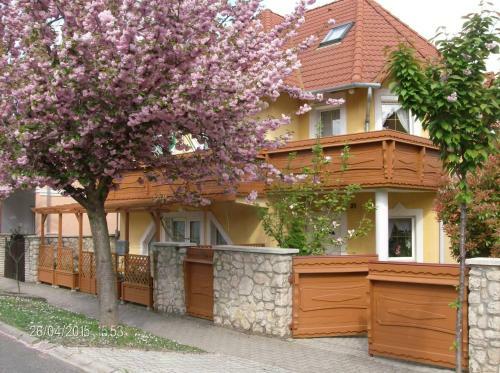 Hostal Zsuzsanna H�z