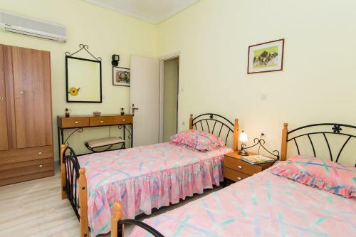 Dionysia's Apartments