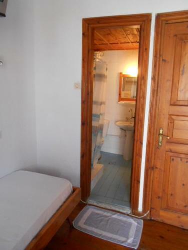 Apartamento Pension Kyr Sotos