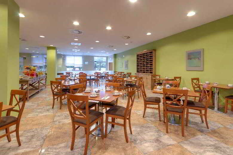 Hotel Ramada By Wyndham Valencia Almussafes
