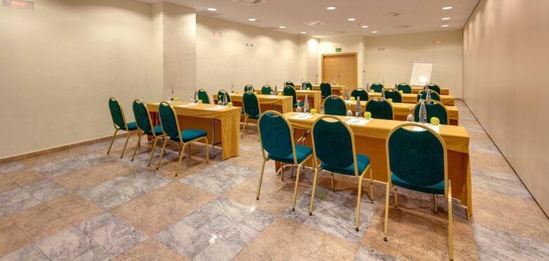Hotel Ramada By Wyndham Valencia Almussafes