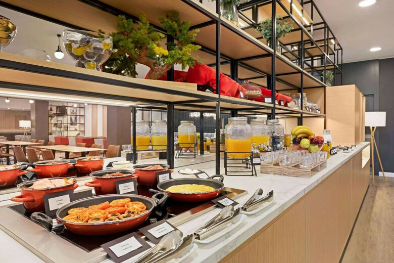 Hotel Ramada By Wyndham Valencia Almussafes