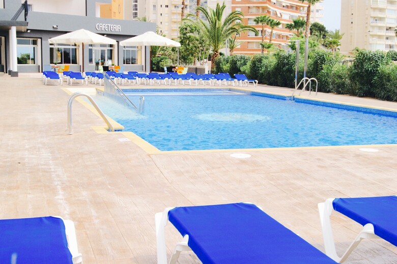 Aparthotel Port Europa