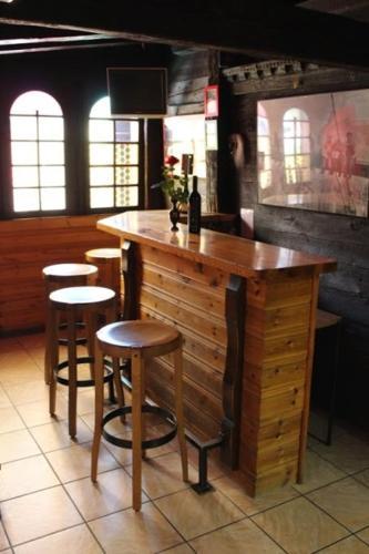 Bed & Breakfast Motel Restaurant 13 Etoiles